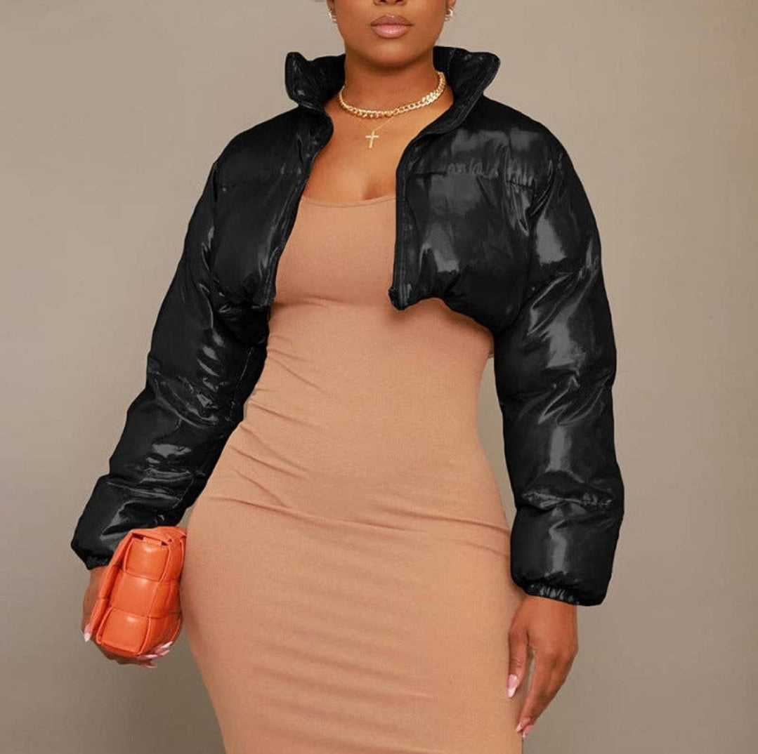 CROP BLACK PUFFER